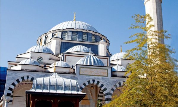 Ibadah Jadi Lebih Khusyu Di Masjid-Masjid Paling Indah Di Dunia